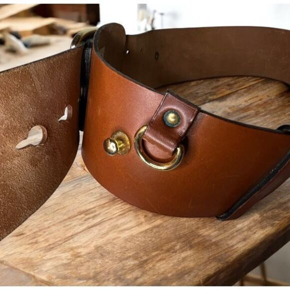 Karl Lagerfeld Vintage Wide Brown Leather Belt With Gold Fan 28-32” - Picture 2 of 7